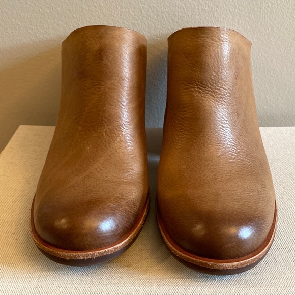 Kork-Ease Shoes - Kork-Ease. Challis. Chunky heeled mule. Size 8.5. Brown Terra.